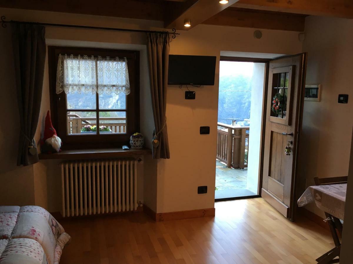 Lo Sougnet Hotell Hone Exteriör bild